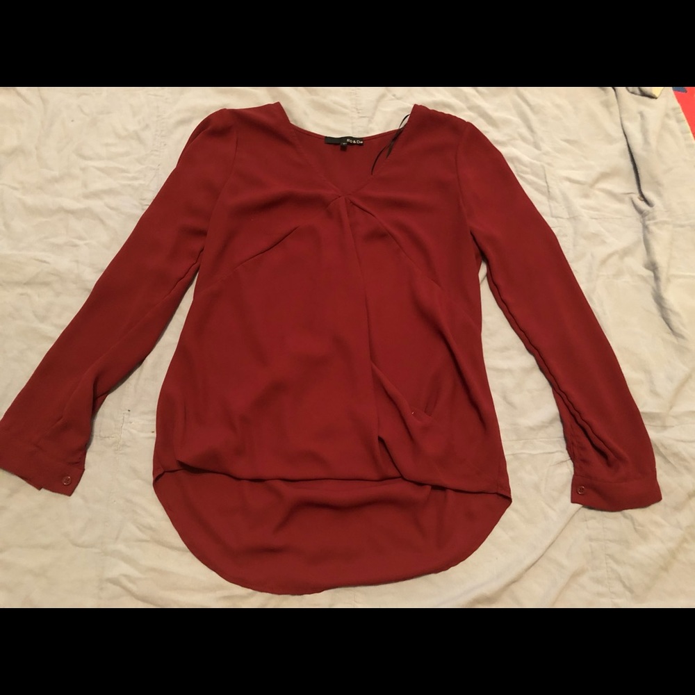 Ro & De Women Red Hi-Lo Long Sleeve Blouse in Size Small